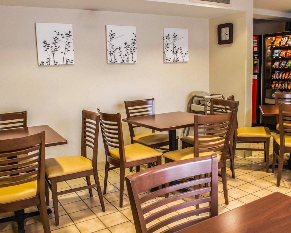 Sleep Inn Staunton Ngoại thất bức ảnh