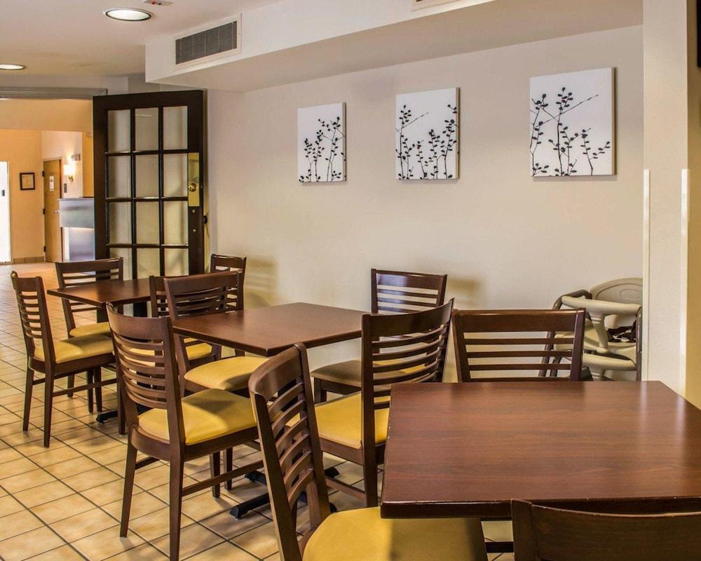 Sleep Inn Staunton Ngoại thất bức ảnh